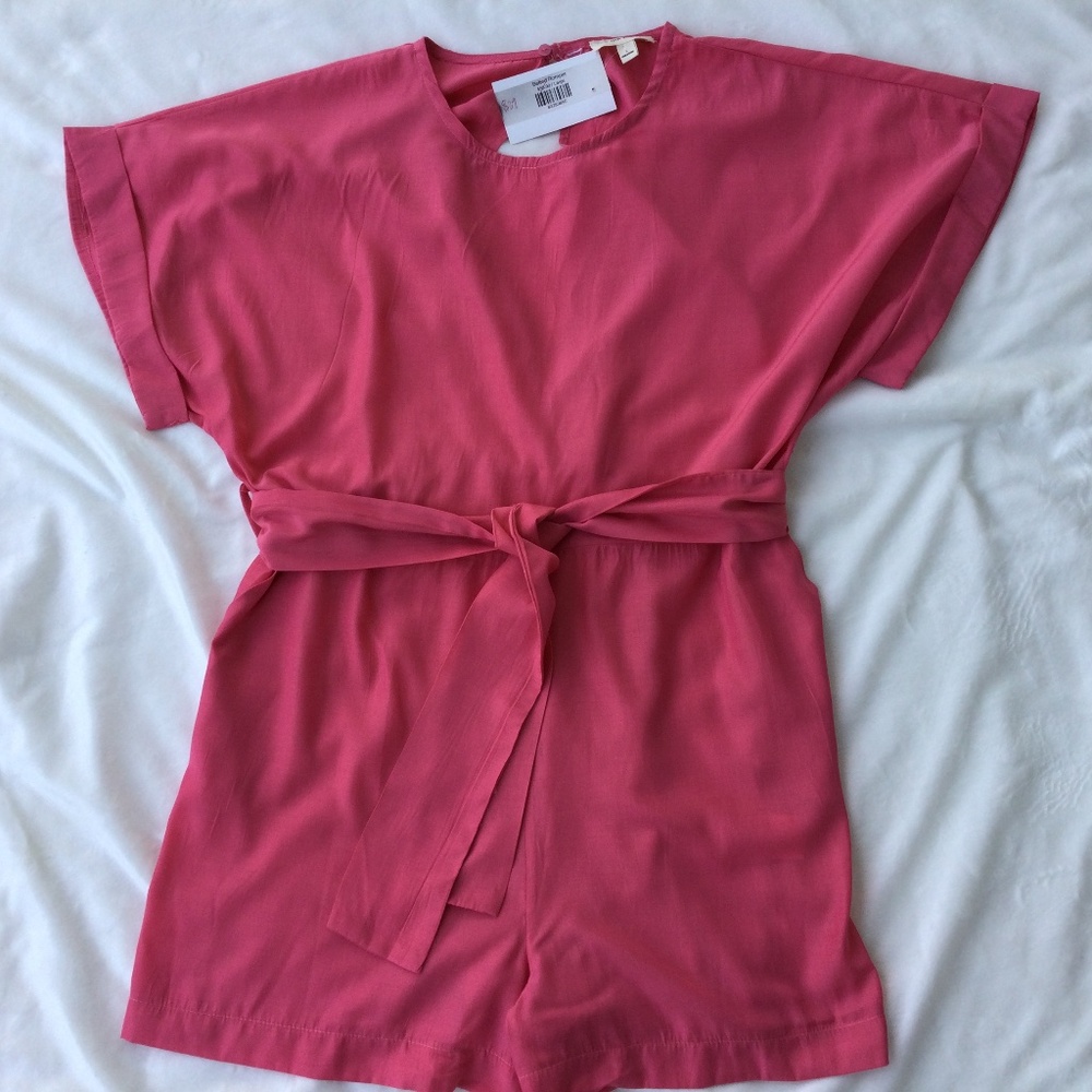 Pink Ripple Shorts Belted Romper NWT, size large